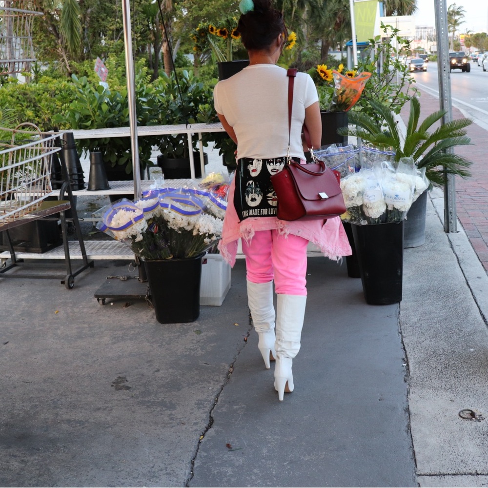 Zara Kiss inspired pink denim jacket